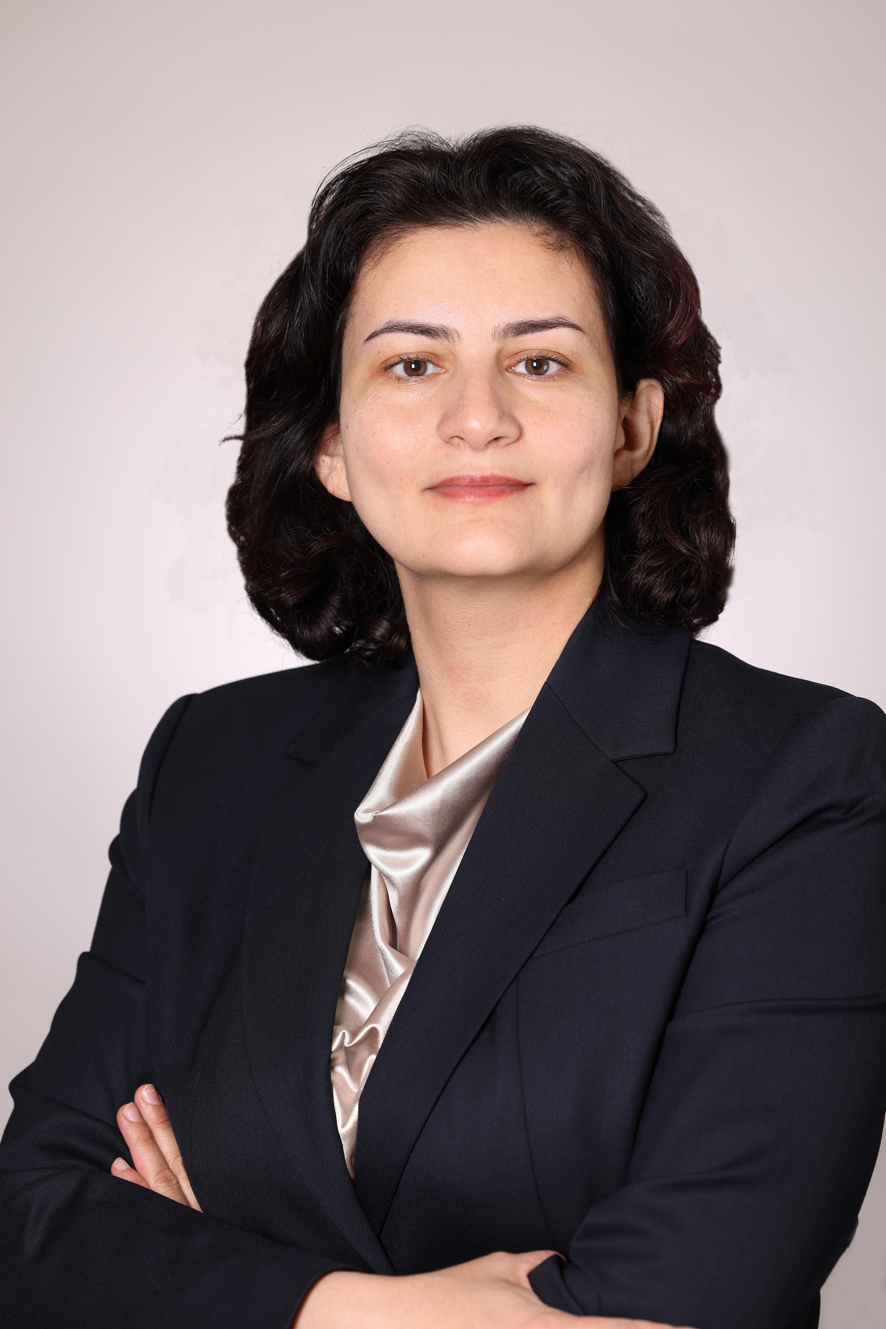 Headshot of Sara Alehashemi.