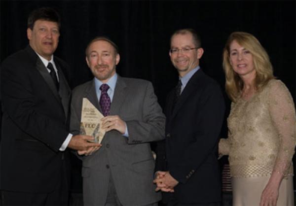 photo of NIAID receiving the tech transfer award